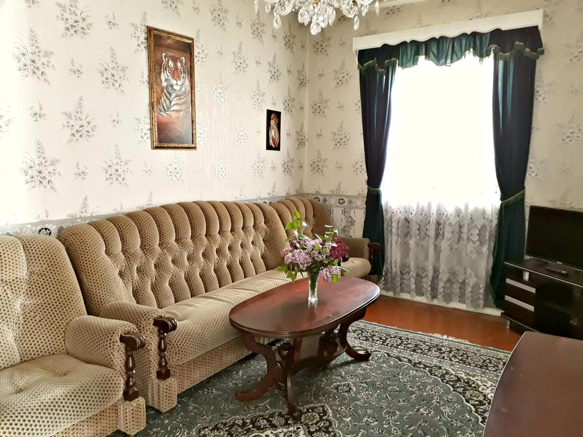 Дом для отпуска Your Getaway Home Ереван Экстерьер фото